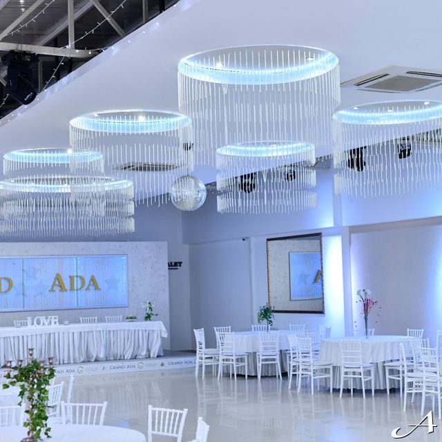 Doček Nove godine - prazna sala
