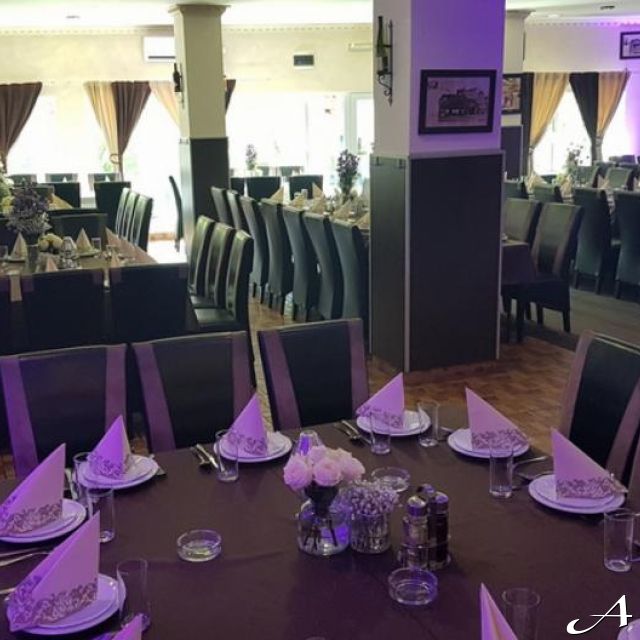Event centar - dekorisane stolove