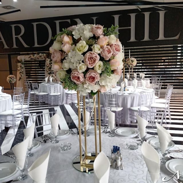 Hotel Garden Hill - dekorisan sto