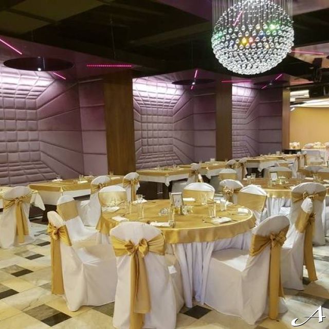 Zlatna Cvekla - elegantno dekorisane stolice