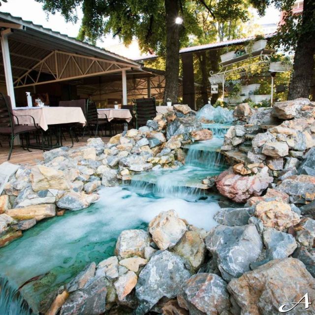 Restoran Princ - baštenski vodopad